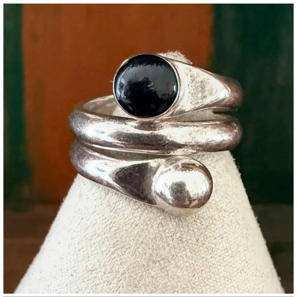 Vintage Sterling Silver 925 Modernist Wrap Ring Black Onyx